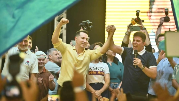 Podemos tenta desconstruir informação sobre desistência de candidatura de Ney ao Senado